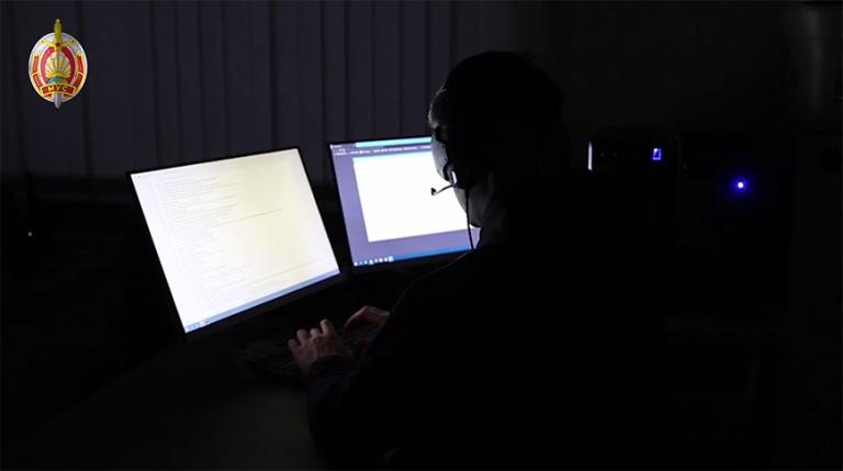 Генерируют фото, видео и голос. МВД предупреждает о новых приемах кибермошенников с использованием ИИ